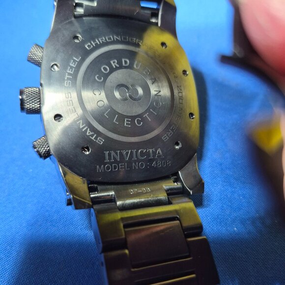 Invicta Chronograph Watch - Picture 3 of 6